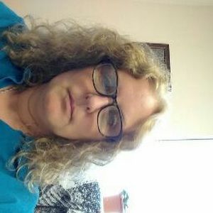 Meet your Posher, Laurel